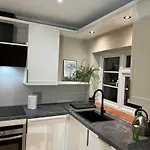 Newly Refurbished Two Bedrooms Flat