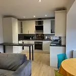 Newly Refurbished Two Bedrooms Flat