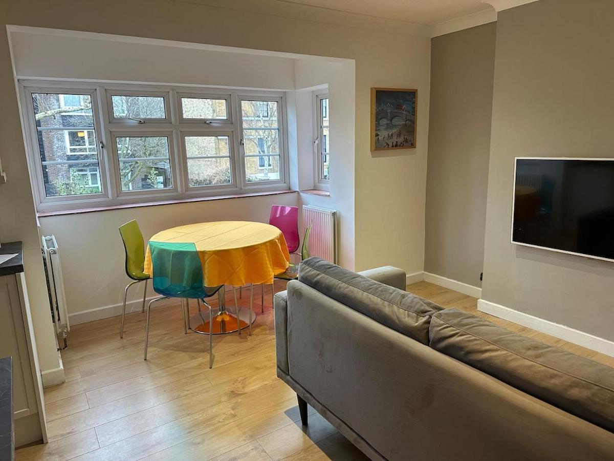 Appartamento Newly Refurbished Two Bedrooms Flat