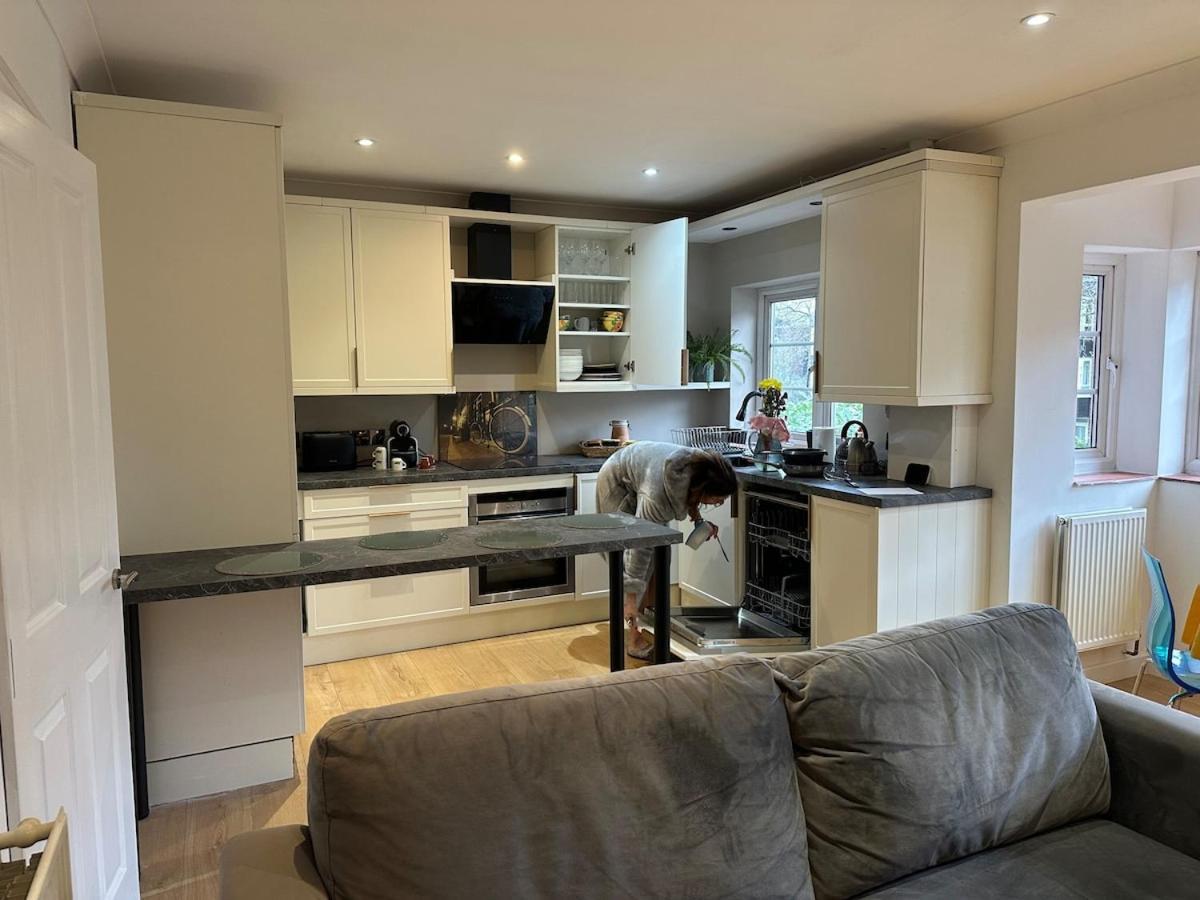 Newly Refurbished Two Bedrooms Flat